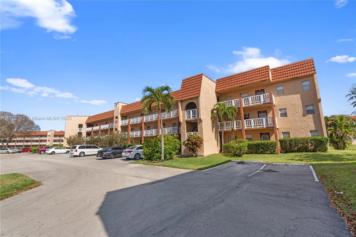 South Florida Real Estate | View 2781 N Pine Island Rd, 105 | 1 Bed, 1 Bath