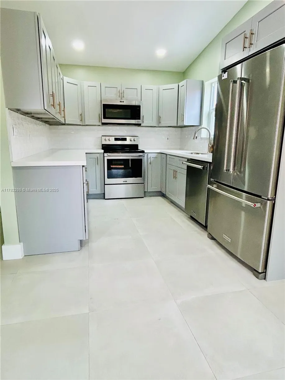 South Florida Real Estate | View 20630 SW 121st Ct | Listing