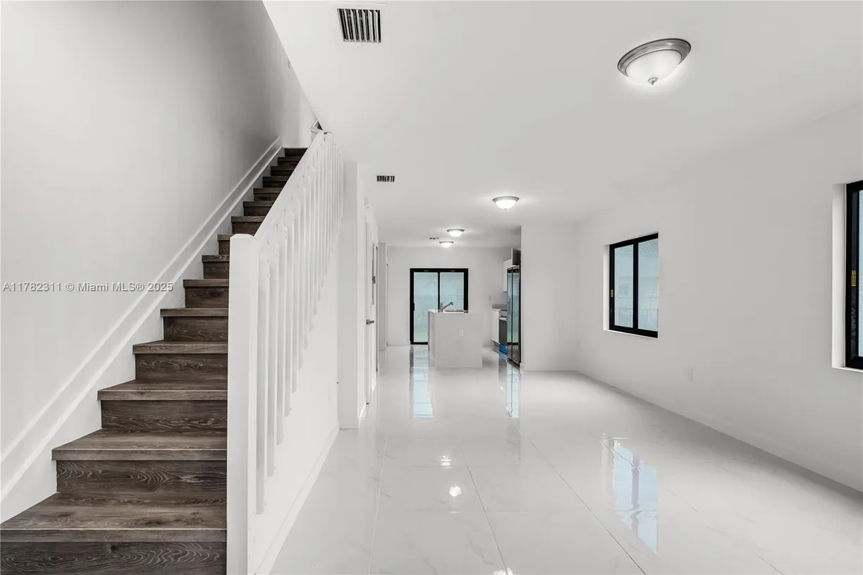 South Florida Real Estate | View 1231-1233 NW 9 Ave | Listing
