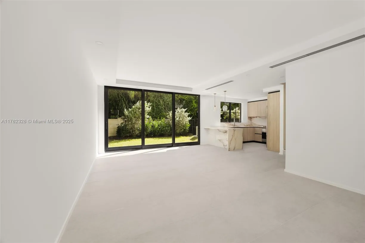 South Florida Real Estate | View 7498 SW 100th Street, 8 | Listing