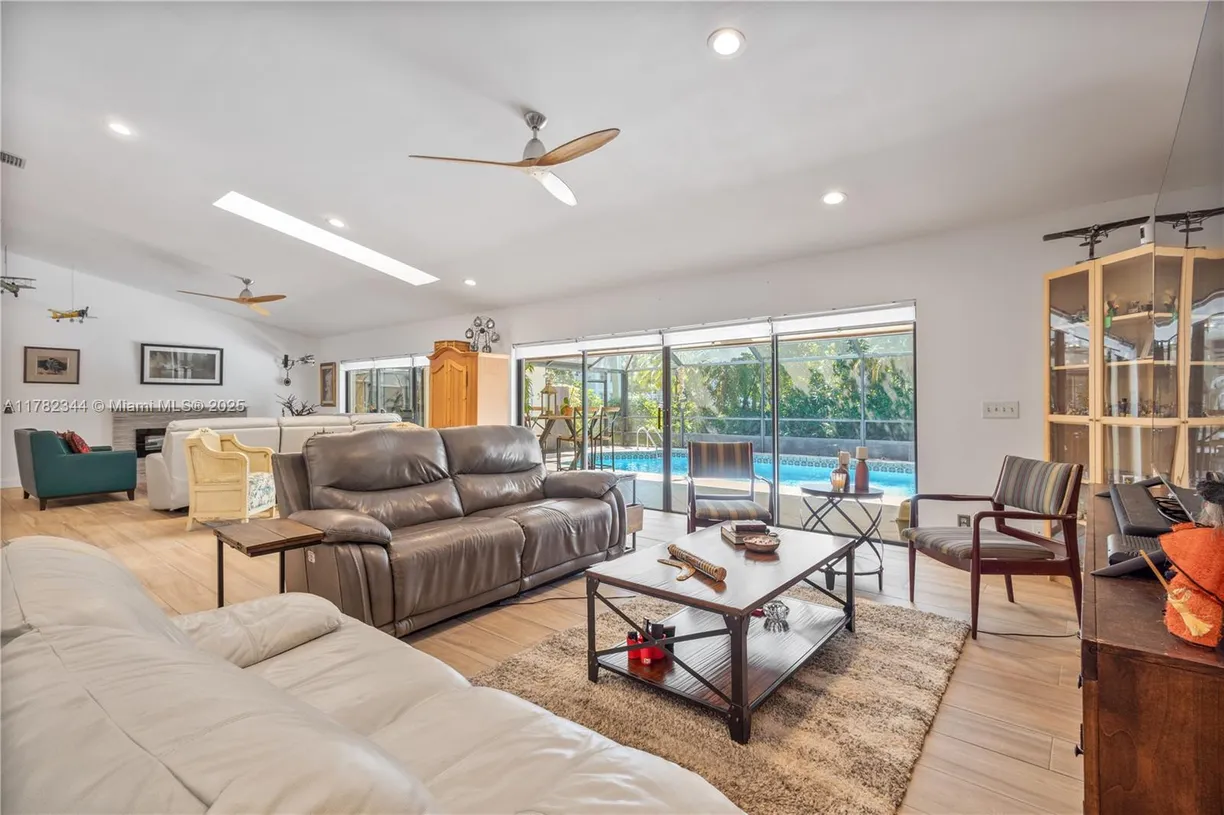 South Florida Real Estate | View 940 NW 110th Ln | Listing