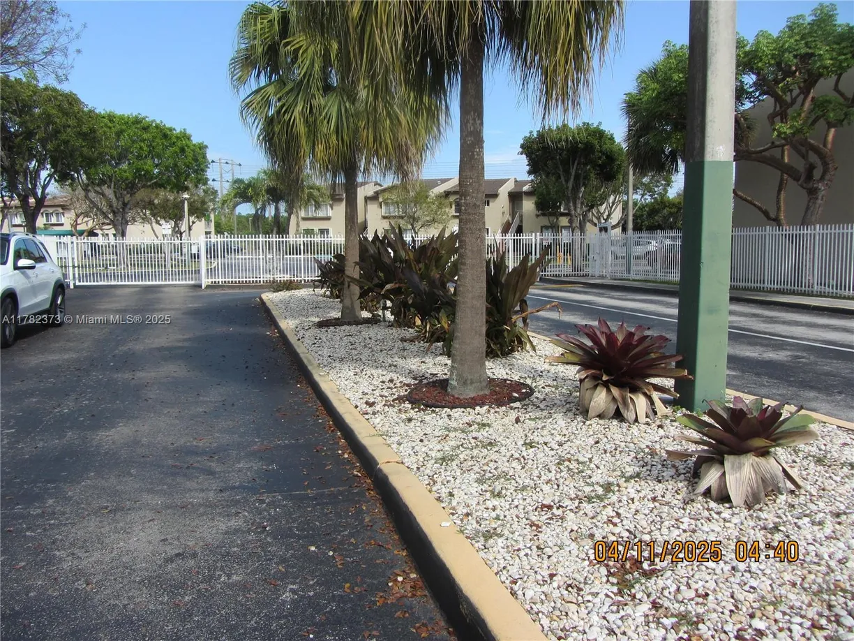 South Florida Real Estate | View  | Listing