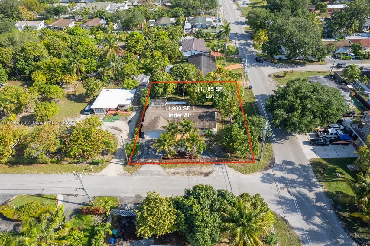South Florida Real Estate | View 195 NE 164th St | Listing