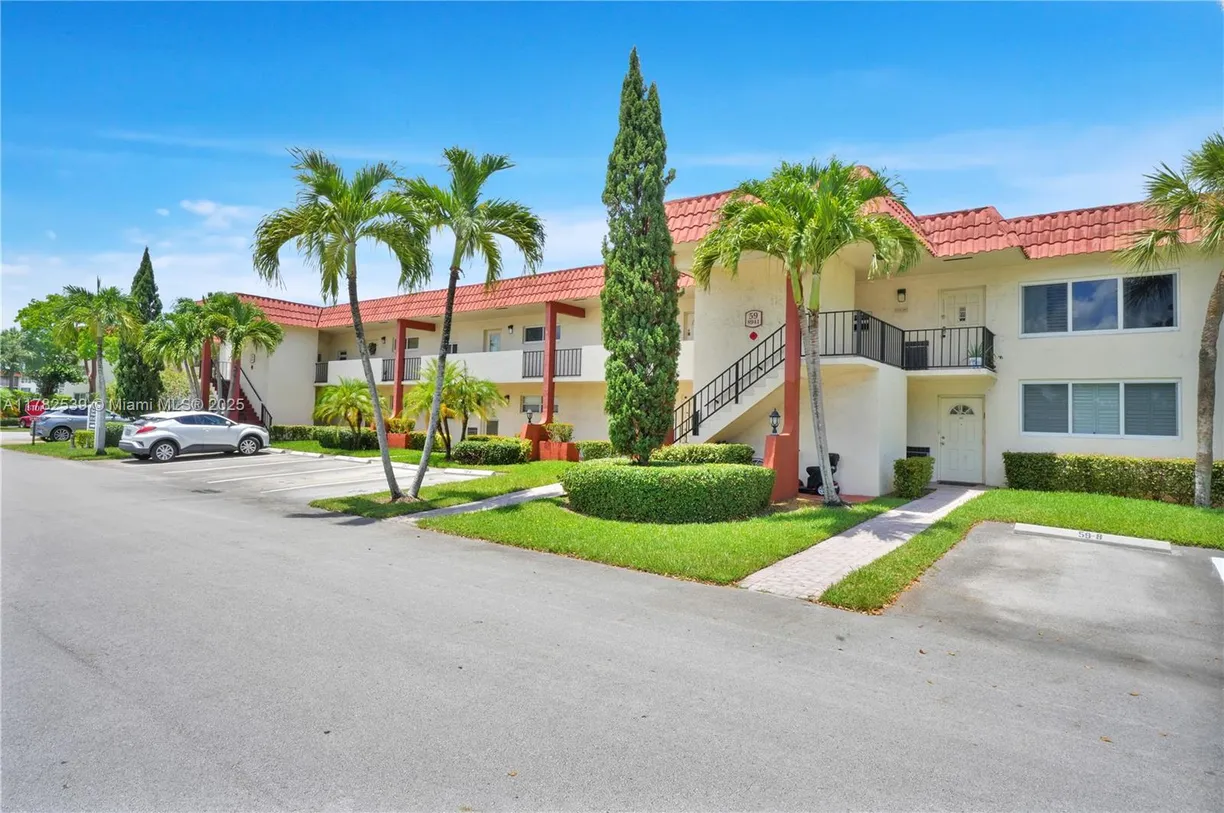 South Florida Real Estate | View 8941 S Hollybrook Blvd, 203 | 2 Beds, 2 Baths
