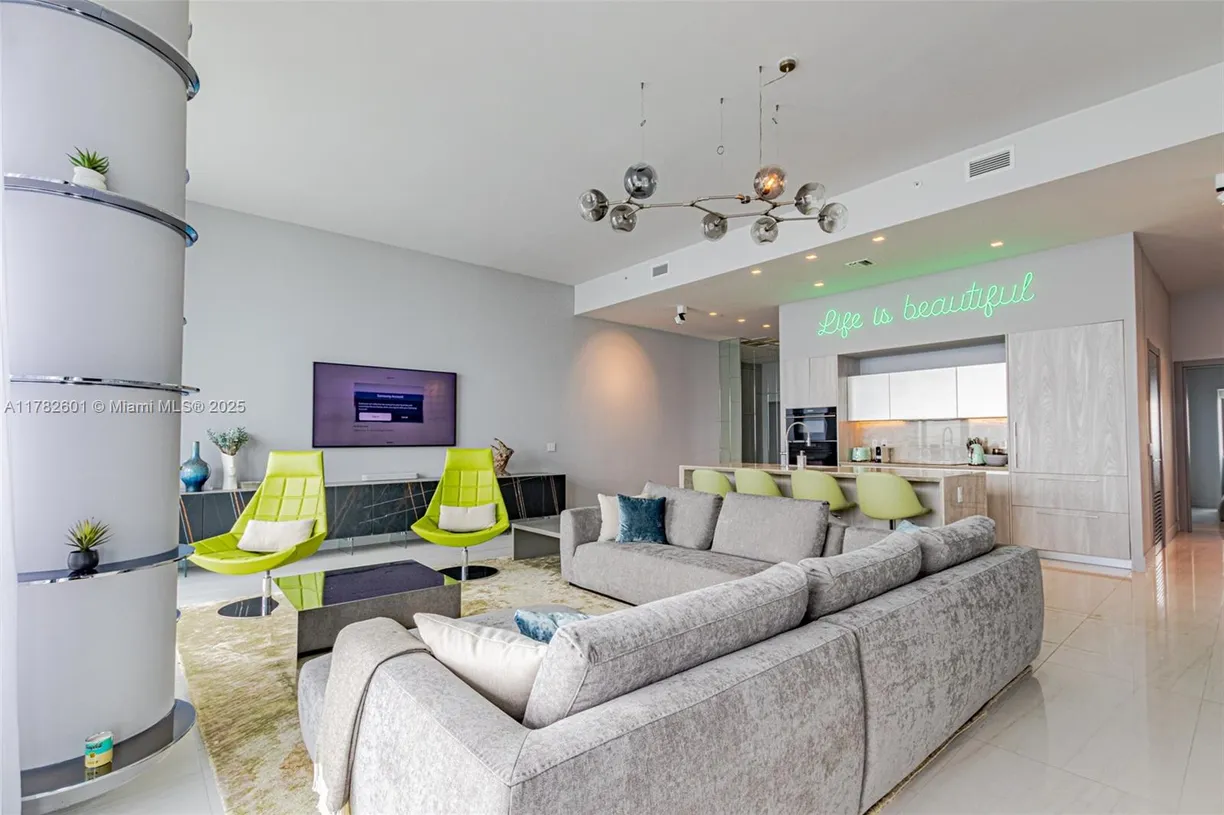 South Florida Real Estate | View 480 NE 31st St, PH5002 | 3 Beds, 3 Baths
