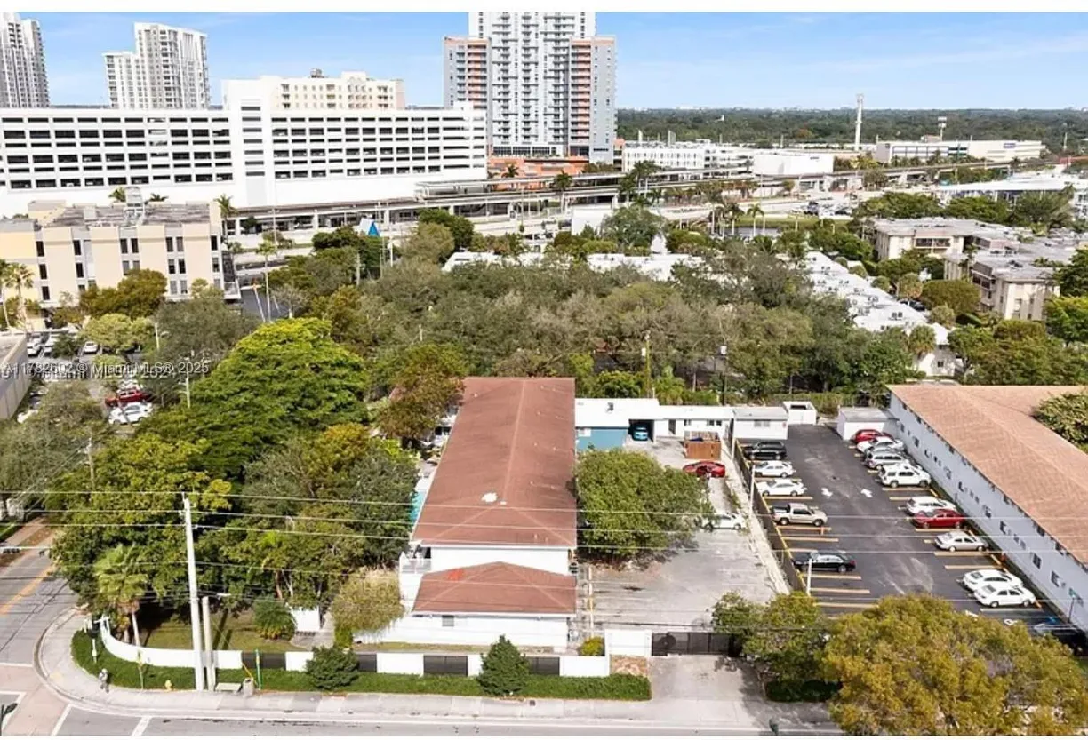 South Florida Real Estate | View 6805 SW 88th St, 15 | Listing