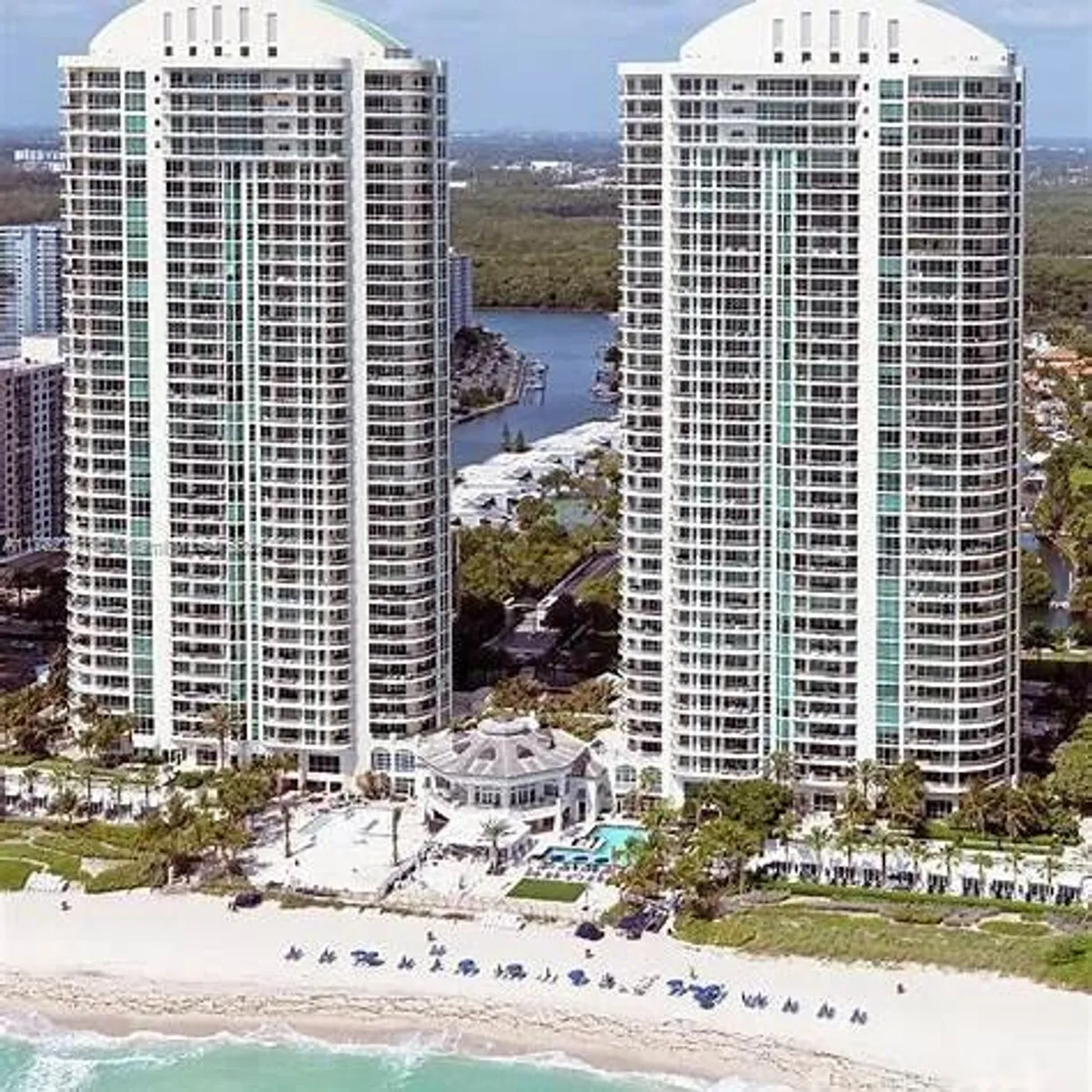 South Florida Real Estate | View 16047 COLLINS, 3002 | 2 Beds, 2 Baths