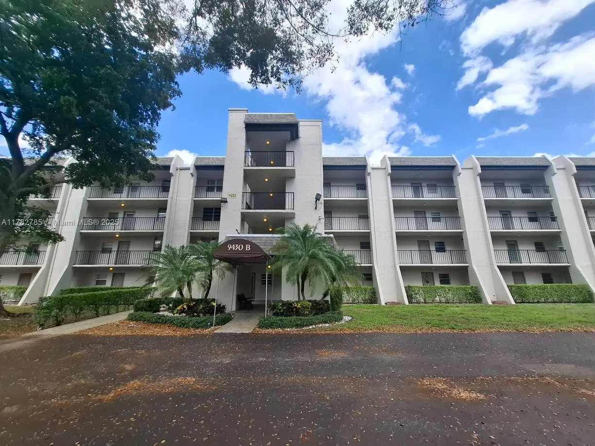 South Florida Real Estate | View 9430 Poinciana Pl, 109 | 2 Beds, 2 Baths