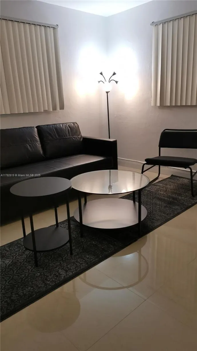 South Florida Real Estate | View 729 NE 6th St, 1-3 | Listing