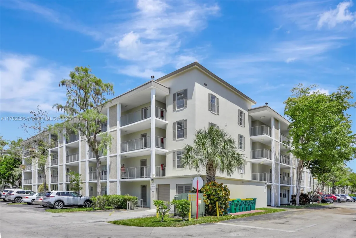 South Florida Real Estate | View 2900 NW 48th Ter, 409 | 1 Bed, 1 Bath