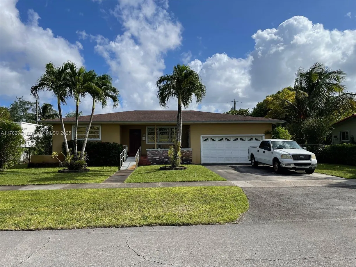 South Florida Real Estate | View  | 3 Beds, 3 Baths