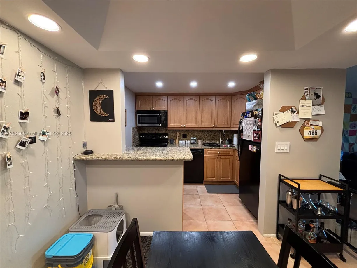 South Florida Real Estate | View 3650 Inverrary Dr, 3Y-G | Listing