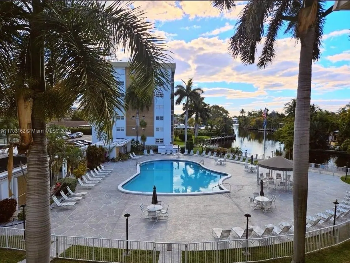 South Florida Real Estate | View 3000 NE 16th Ave, 405 | Listing