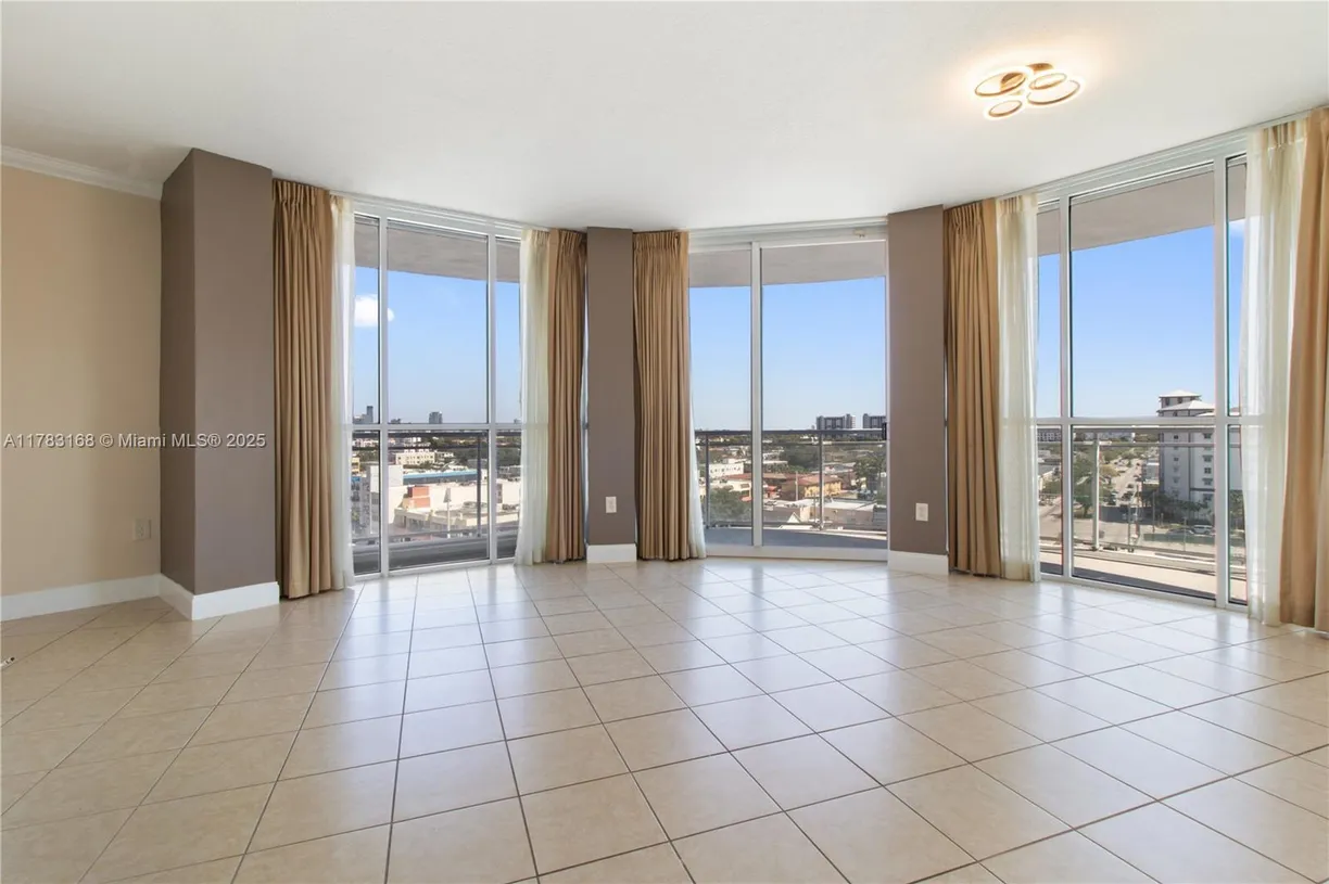 South Florida Real Estate | View 1 Glen Royal Pkwy, 802 | Listing