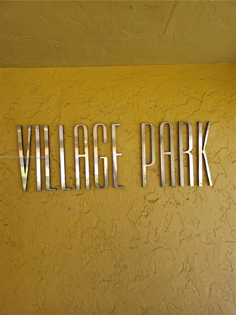 South Florida Real Estate | View 5150 NE 6th Ave, 107 | 1 Bed, 1 Bath