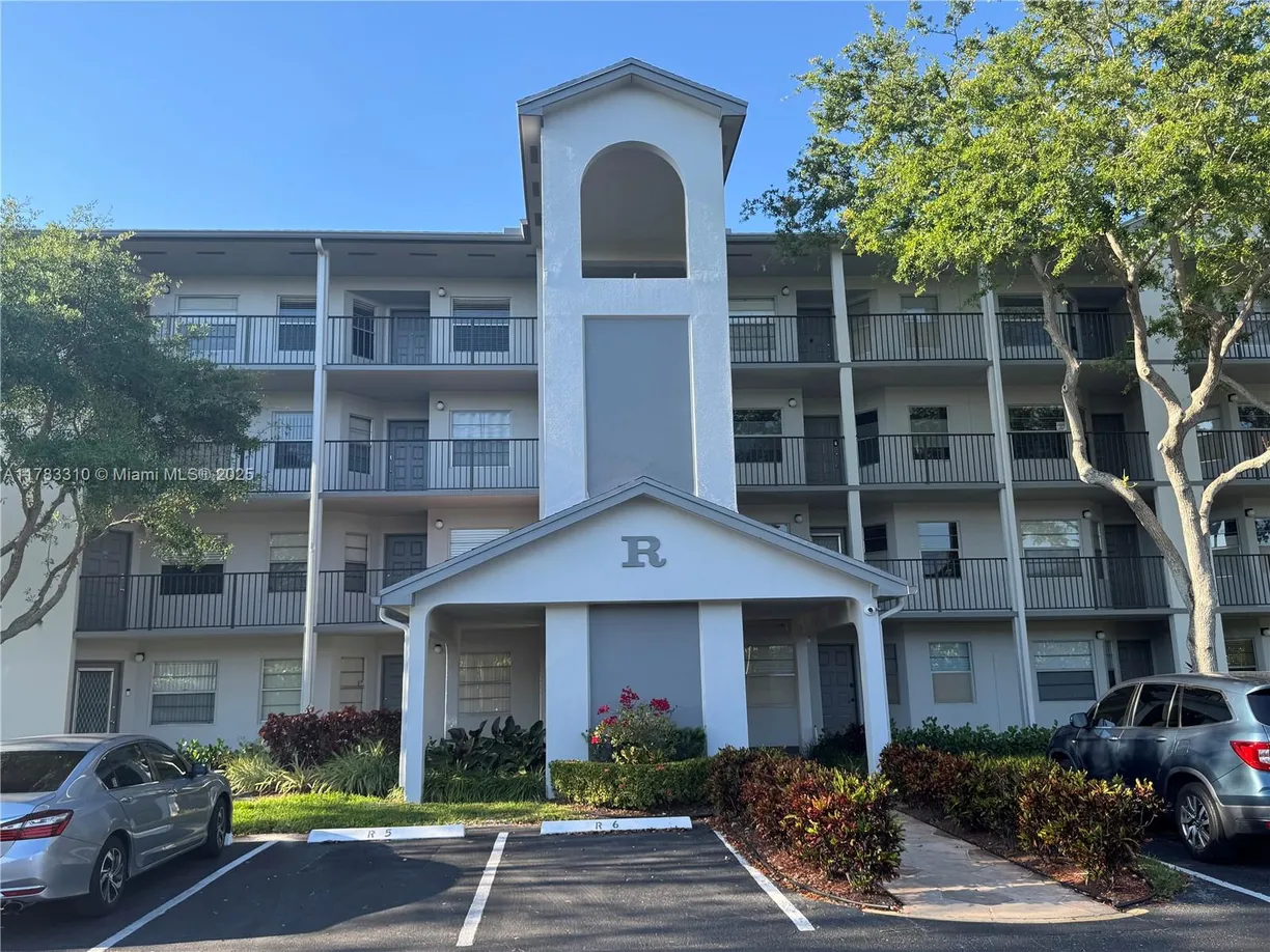 South Florida Real Estate | View 12501 SW 14th St, 112R | 2 Beds, 2 Baths