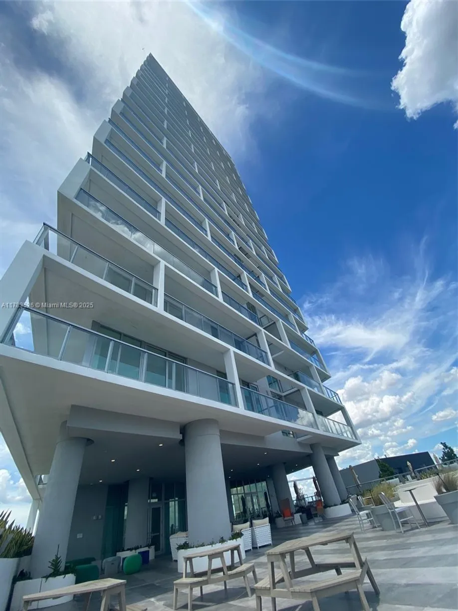South Florida Real Estate | View 2000 Metropica Way, 2205 | 1 Bed, 1 Bath