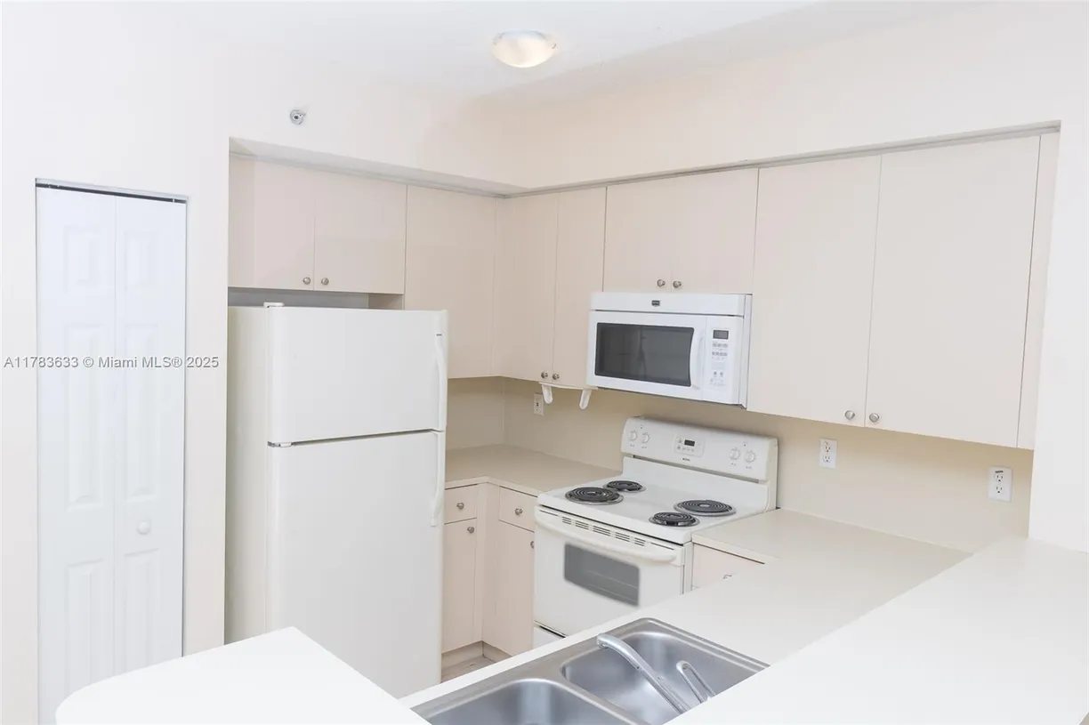 South Florida Real Estate | View 11040 SW 196th St, 111 | 2 Beds, 2 Baths