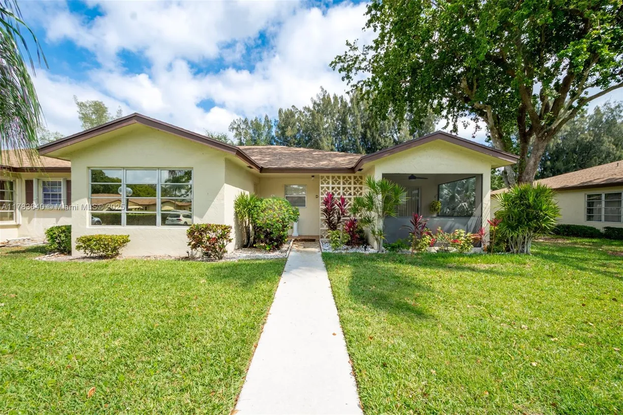 South Florida Real Estate | View 13940 Nesting Way, C | 1 Bed, 2 Baths