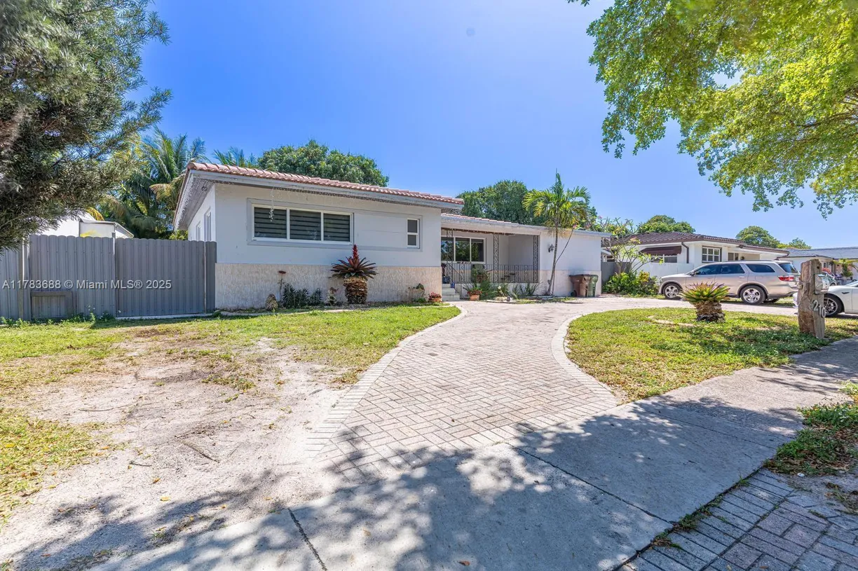South Florida Real Estate | View 210 W 52nd St | Listing