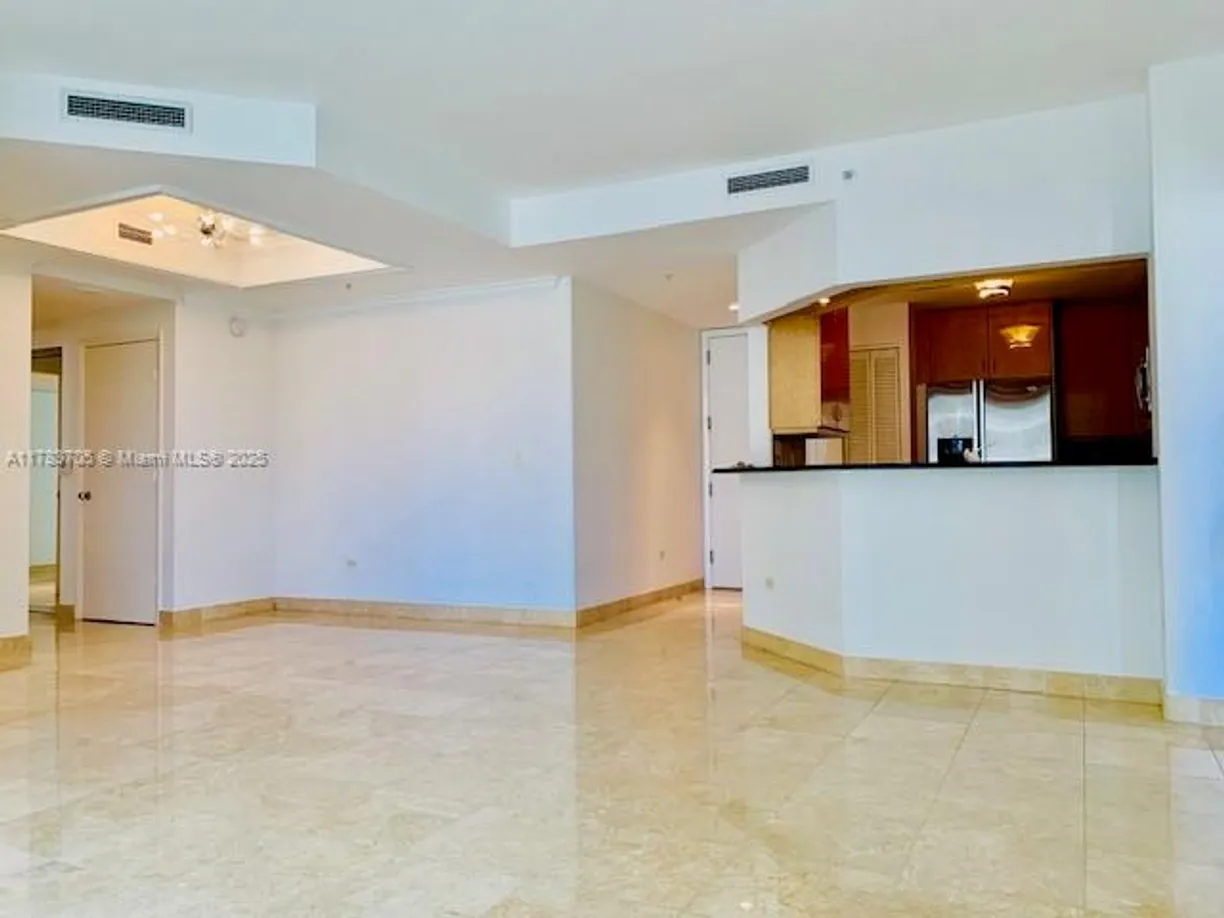 South Florida Real Estate | View 801 Brickell Key Blvd, 1109 | Listing