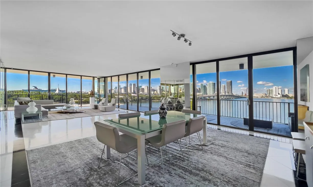 South Florida Real Estate | View 1000 Venetian Way, 704 | Listing