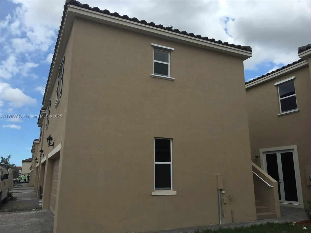 South Florida Real Estate | View 17091 SW 96th St, Studio | 1 Bath