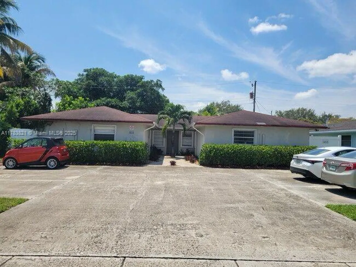 South Florida Real Estate | View 740 SW 2nd St, 1-4 | Listing