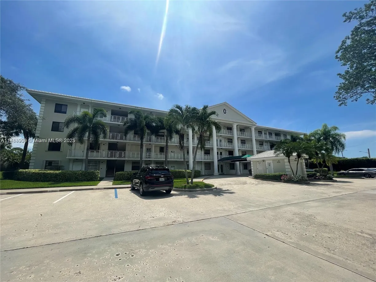 South Florida Real Estate | View 6061 Balboa Cir, 304 | 2 Beds, 2 Baths