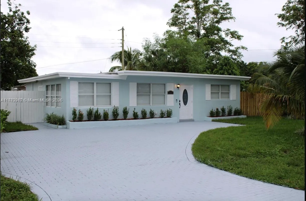South Florida Real Estate | View 515 S 61 TER | 3 Beds, 2 Baths