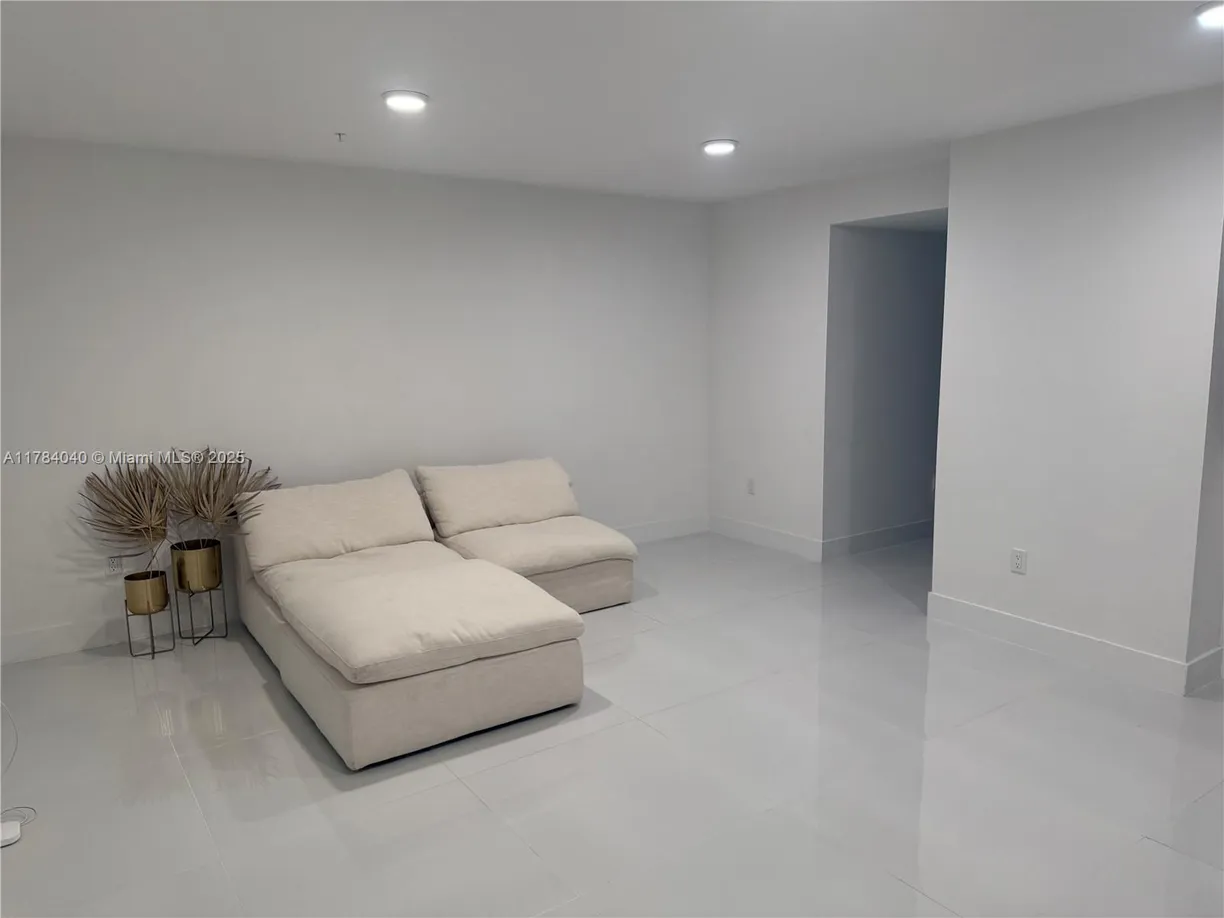 South Florida Real Estate | View 10950 NW 82nd St, 312 | 2 Beds, 2 Baths