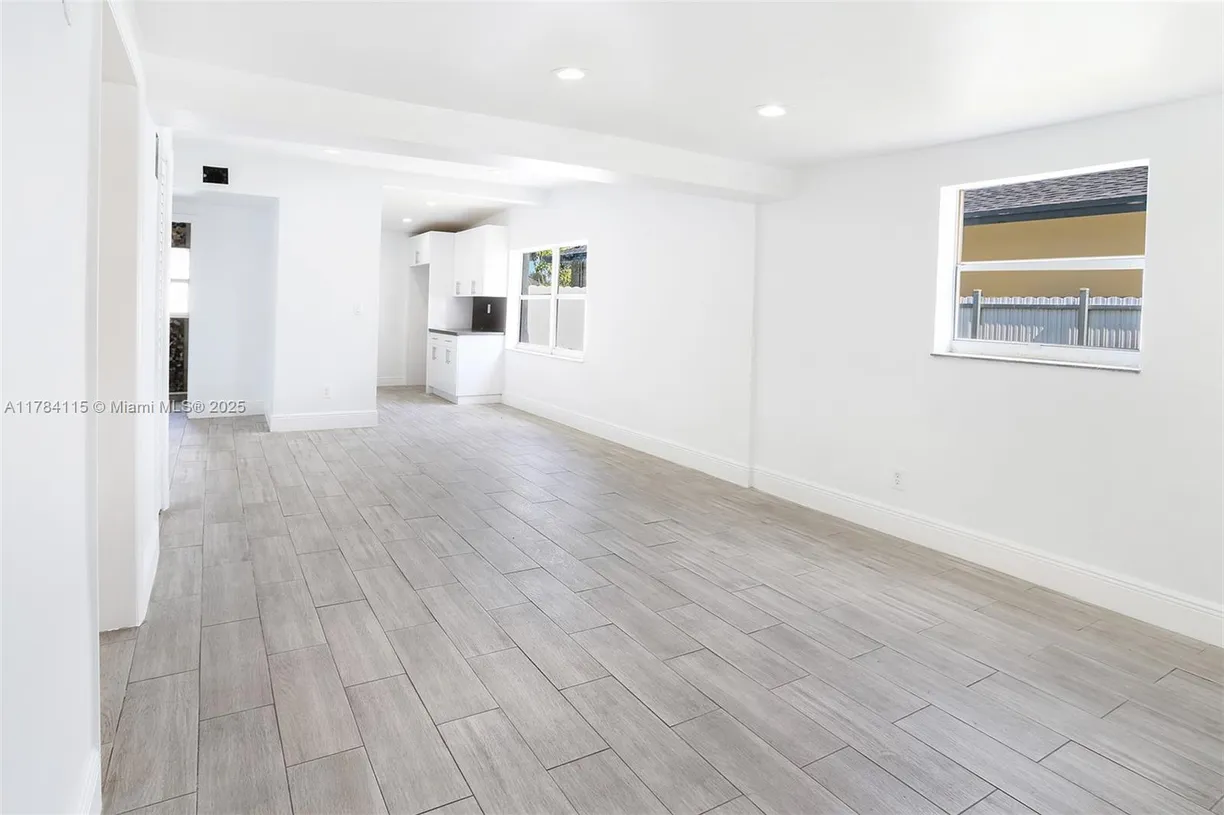 South Florida Real Estate | View  | Listing