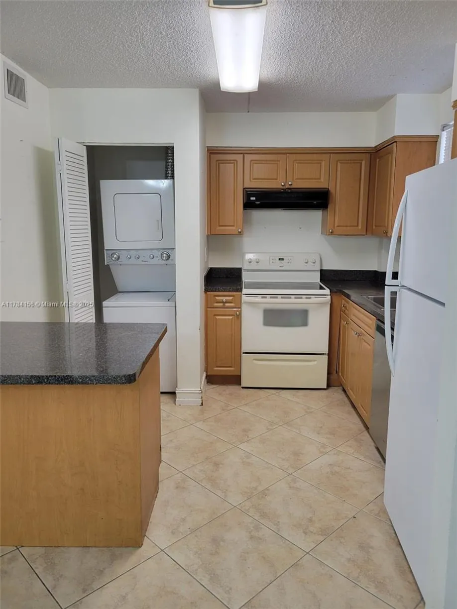South Florida Real Estate | View 6195 NW 186th St, 112 | 1 Bed, 1 Bath