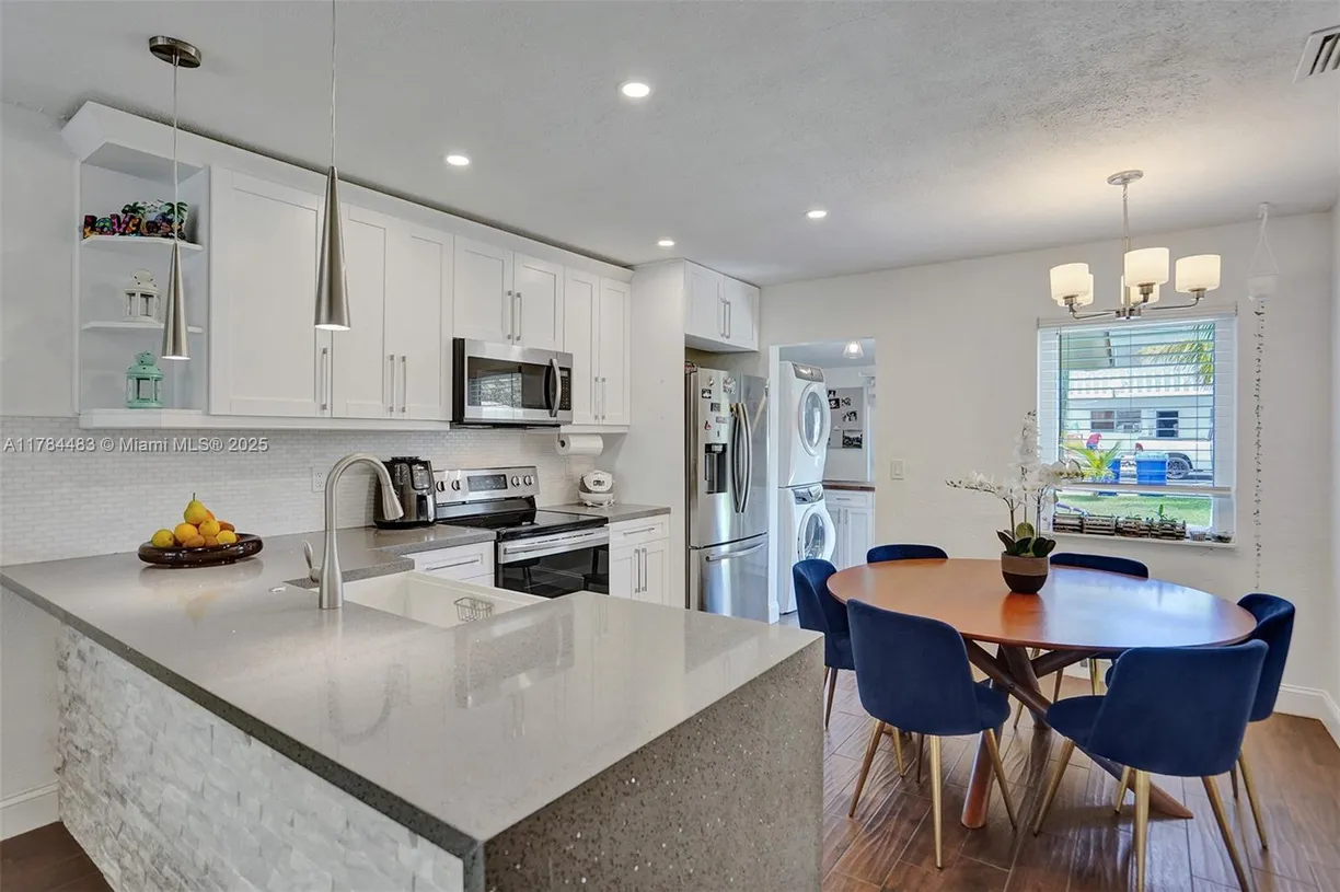 South Florida Real Estate | View 1737 N 16th Ct | Listing