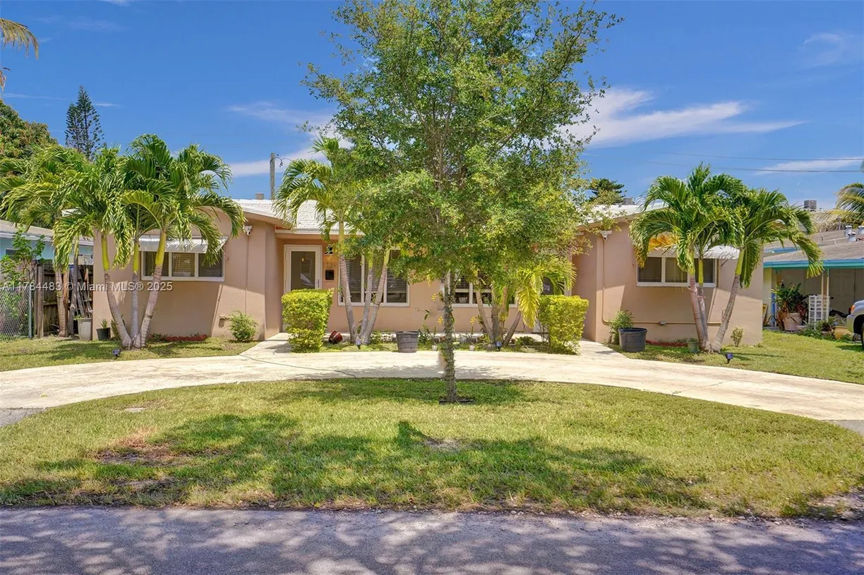 South Florida Real Estate | View 1737 N 16th Ct