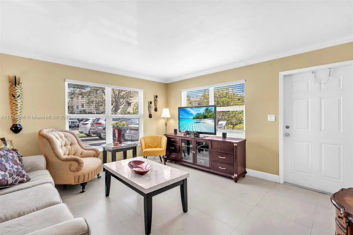 South Florida Real Estate | View 3216 NE 13th St, 1 | Listing