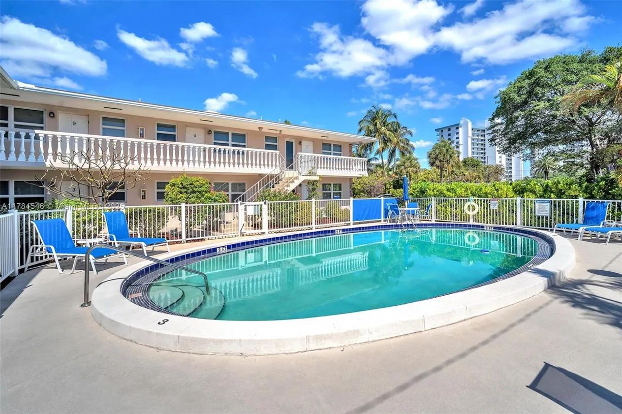 South Florida Real Estate | View 3216 NE 13th St, 1 | 2 Beds, 1 Bath