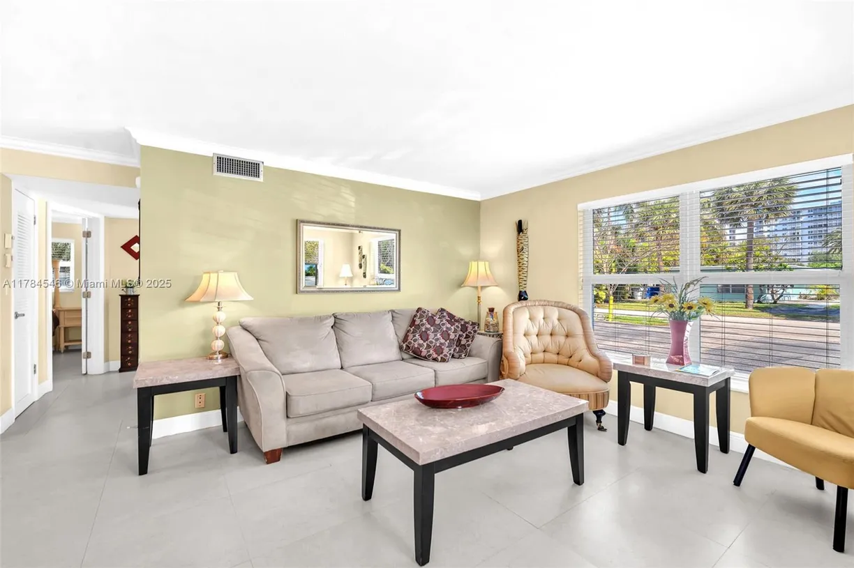 South Florida Real Estate | View 3216 NE 13th St, 1 | Listing