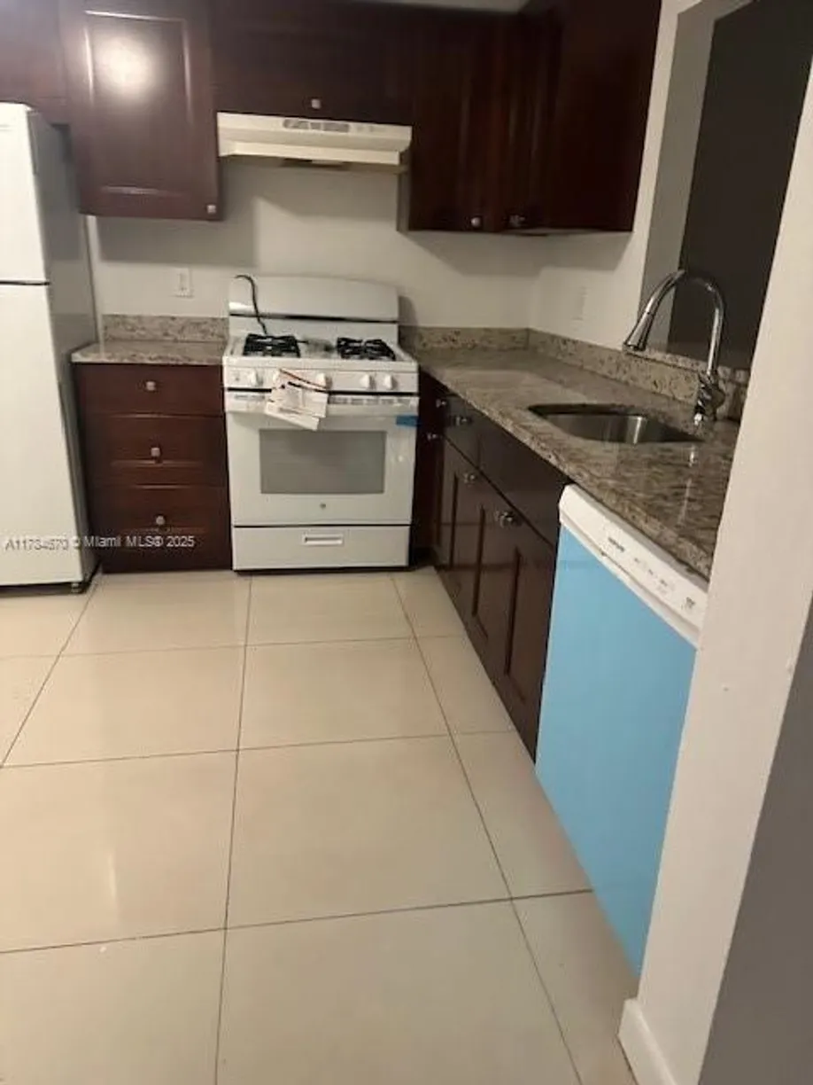 South Florida Real Estate | View 17901 NW 68th Ave, T105 | 2 Beds, 2 Baths