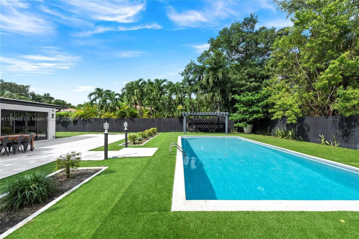 South Florida Real Estate | View 941 NE 83rd St | Listing