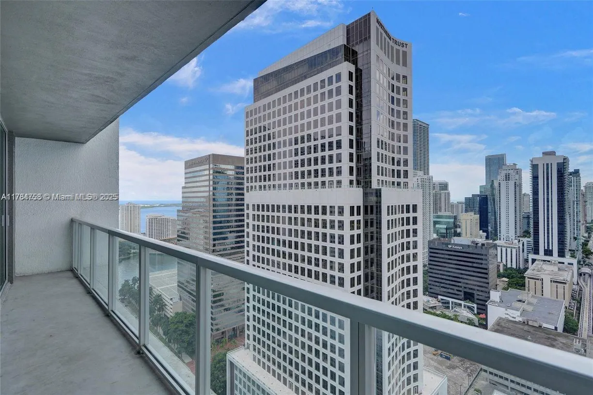 South Florida Real Estate | View 55 SE 6th St, 3604 | 1 Bed, 1 Bath