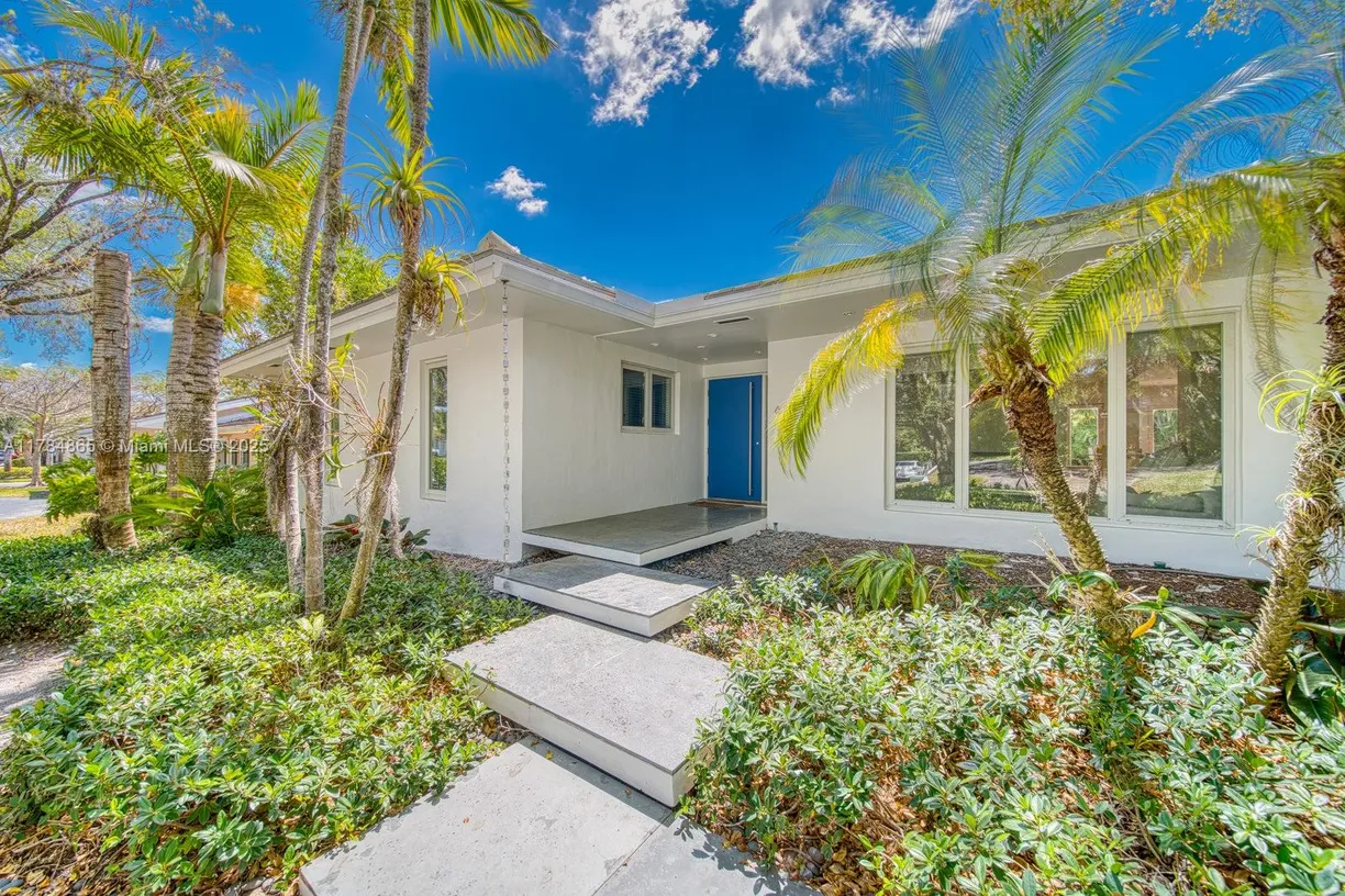 South Florida Real Estate | View 620 Conde Ave | Listing