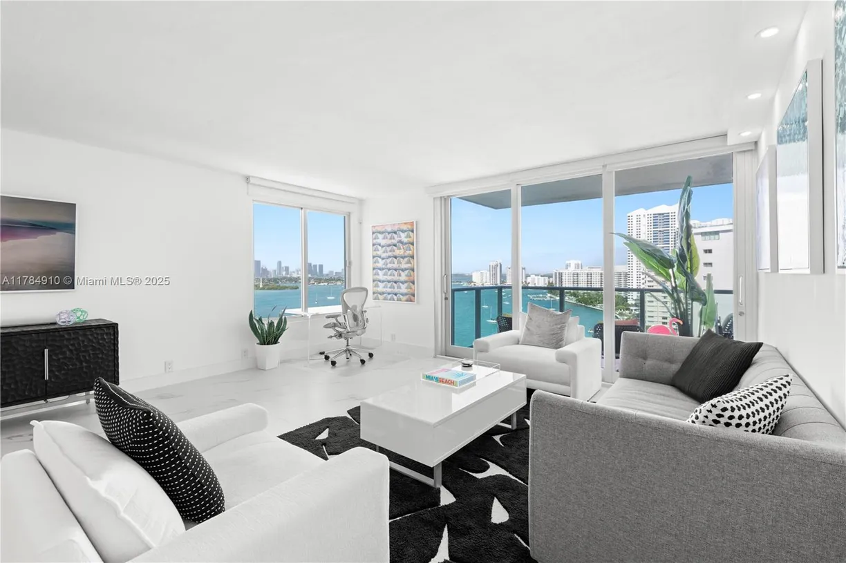 South Florida Real Estate | View 1000 West Ave, 1524 | 1 Bed, 1 Bath
