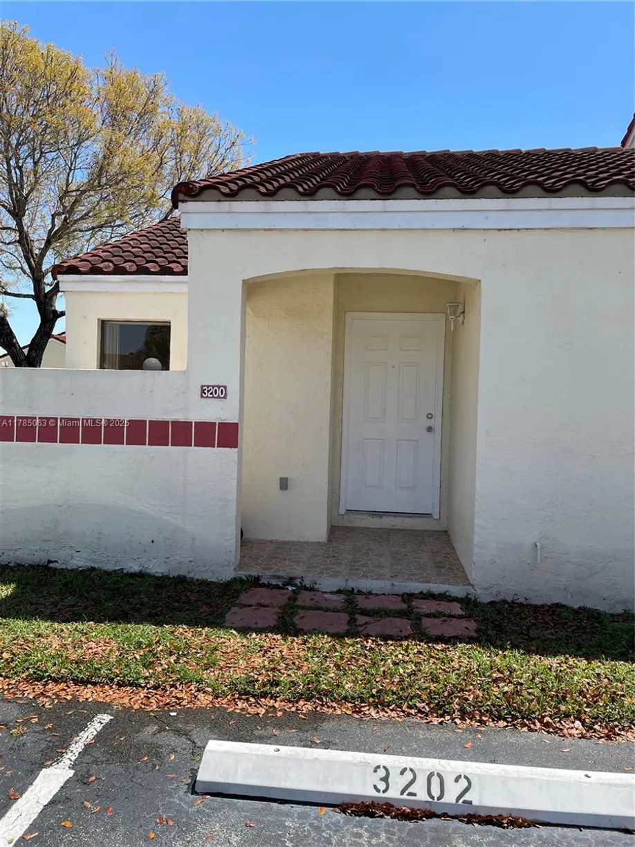 South Florida Real Estate | View 3200 San Remo Cir, 3200 | Listing