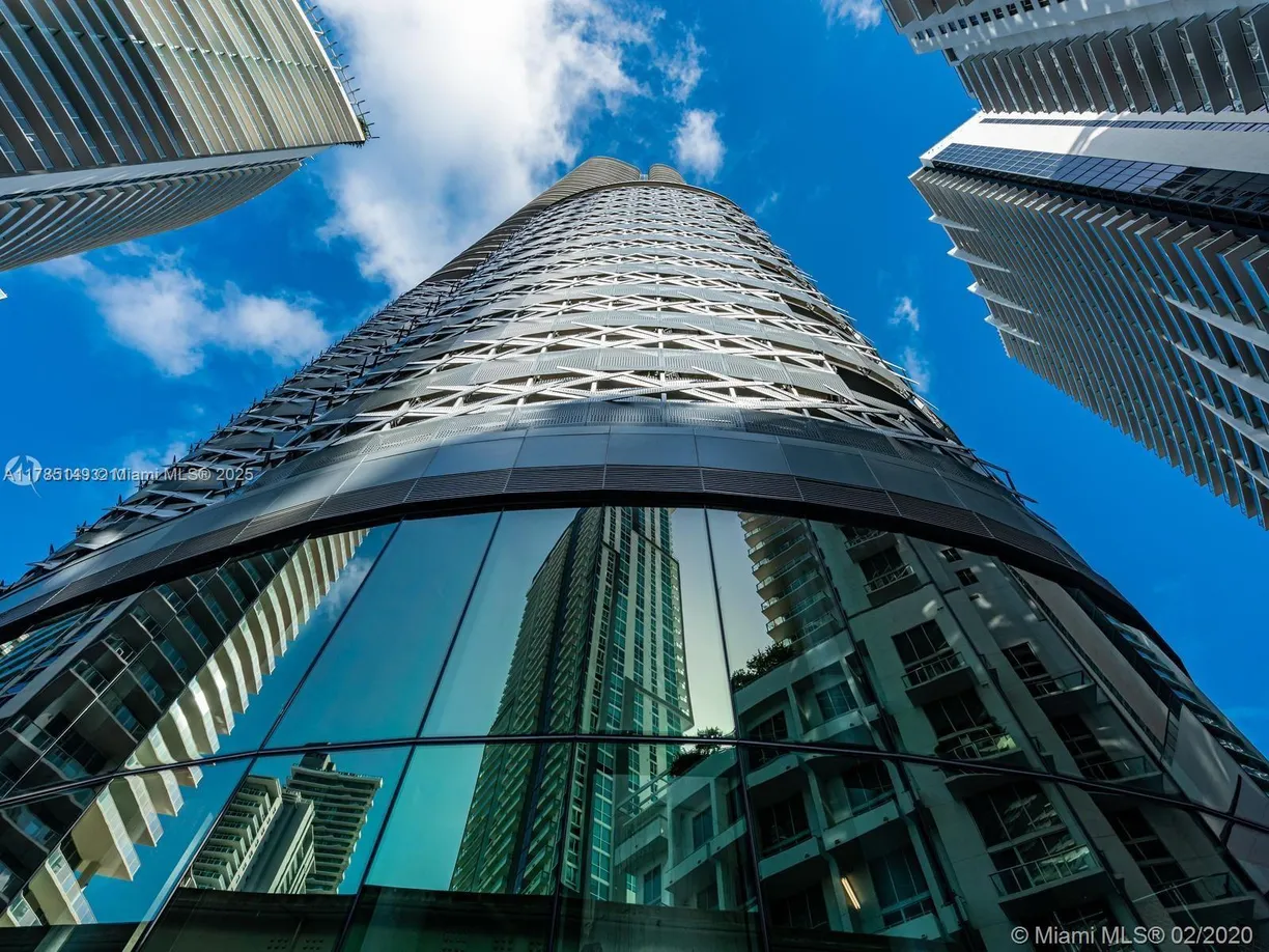 South Florida Real Estate | View 1000 Brickell Plaza, 3501 | 2 Beds, 2 Baths