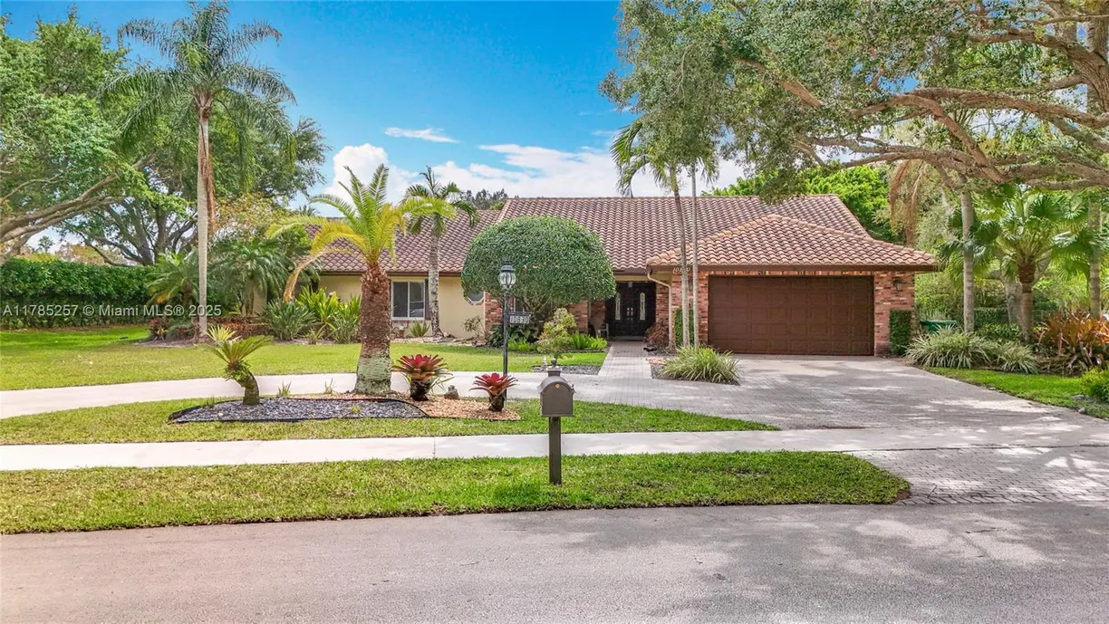South Florida Real Estate | View 10830 SW 38th Dr, 10830 | 4 Beds, 2 Baths