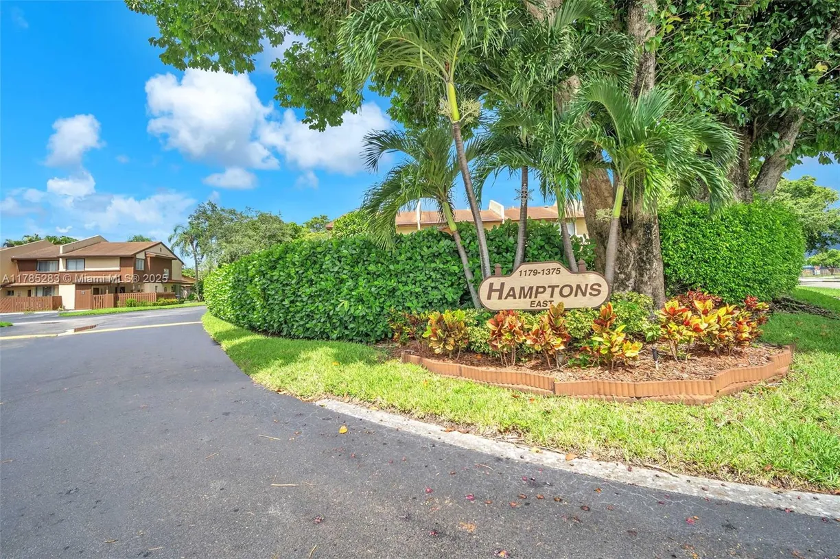 South Florida Real Estate | View 1359 Hampton Blvd | 2 Beds, 2 Baths