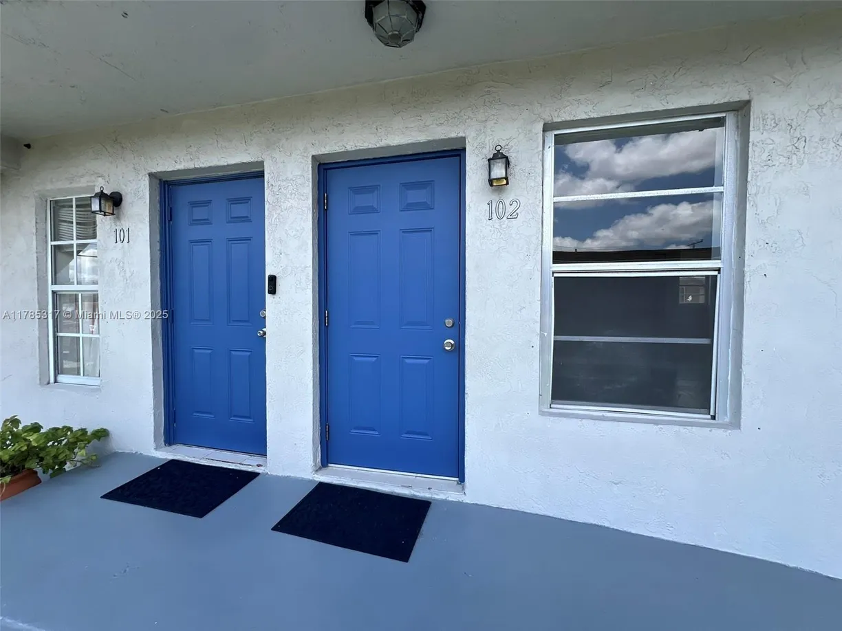 South Florida Real Estate | View 50 W 31st St, 102 | 2 Beds, 1 Bath