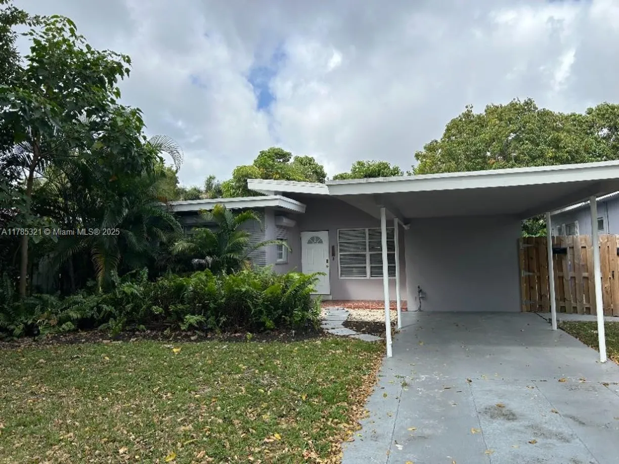 South Florida Real Estate | View 1737 NE 17th Ter, 1 | 2 Beds, 2 Baths