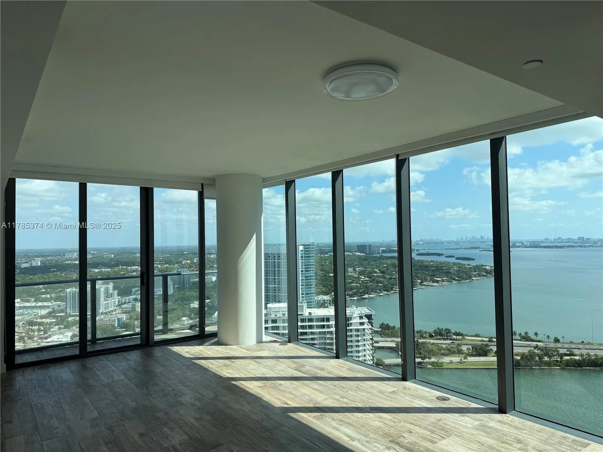 South Florida Real Estate | View 650 NE 32nd St, 4108 | 1 Bed, 1 Bath